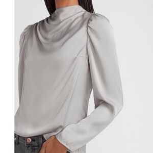 EXPRESS Satin Ruched Mock
Neck Top SIZE L GRAY